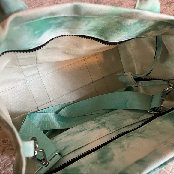 The Tote Bag - Picture 2 of 6